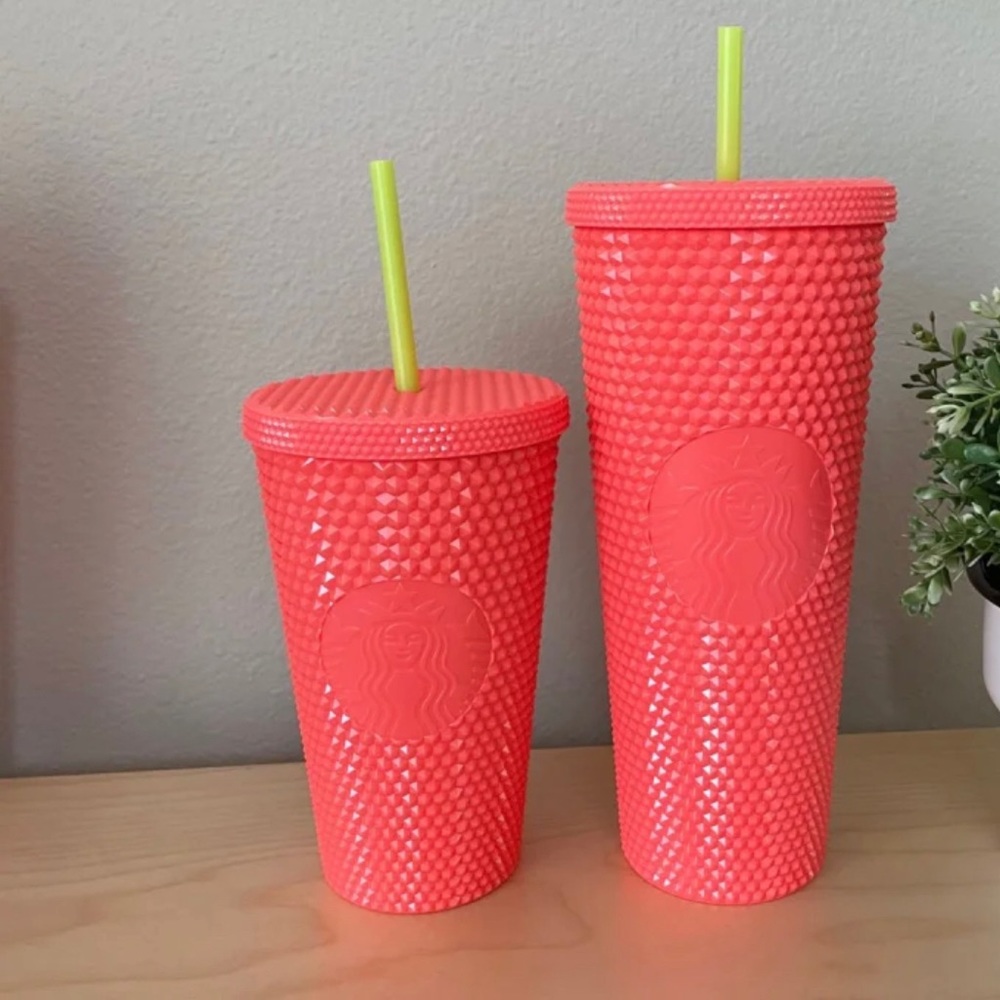 Starbucks Set June 2022 Release Venti and Grande Tumbler in DragonFruit